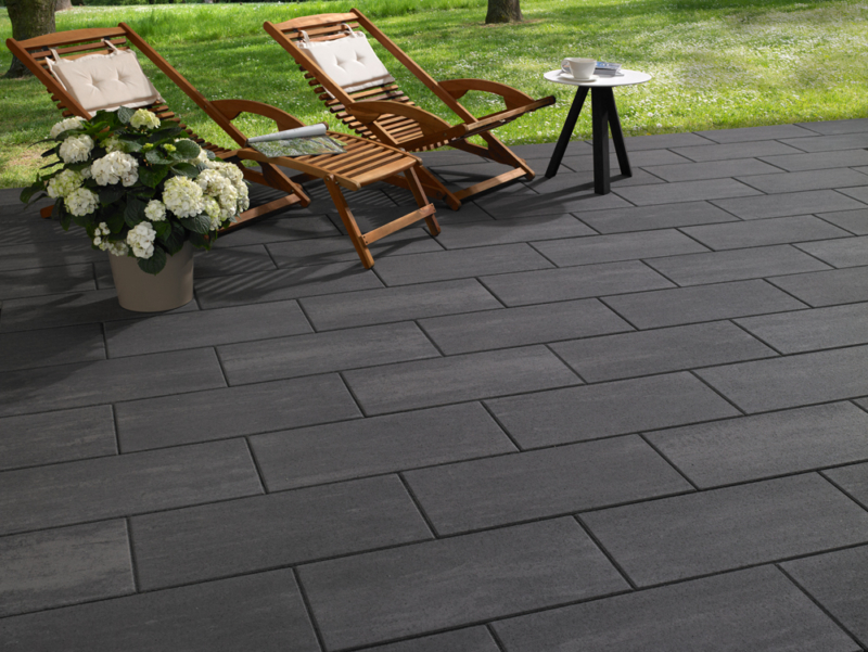 Galanda-Antaria-Platten-anthrazit-nuanciert_Ambiente